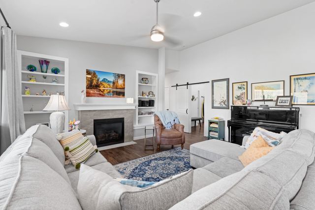 24625 E Blue Ridge Ave, Liberty Lake, WA 99019
