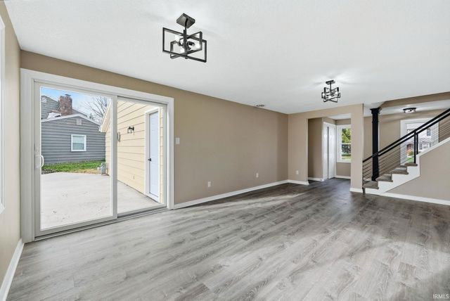 2028 Forest Valley Drive, Fort Wayne, IN 46815