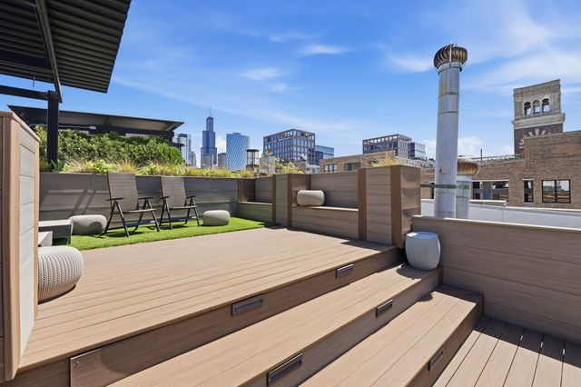 1000 W Washington Boulevard 406, Chicago, IL 60607