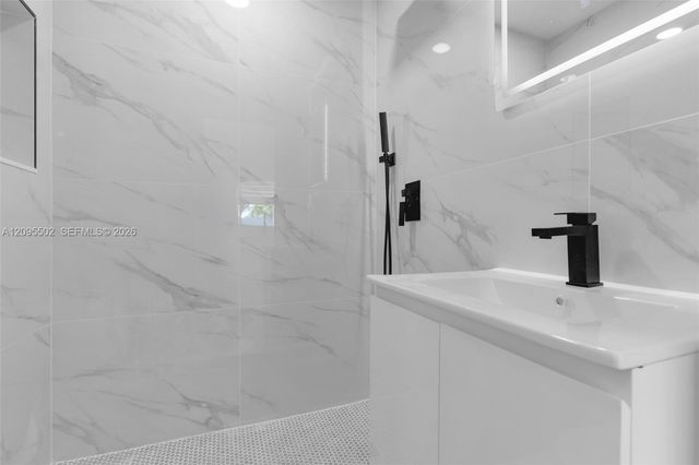 9999 NW 25th Terrace, Doral, FL 33172
