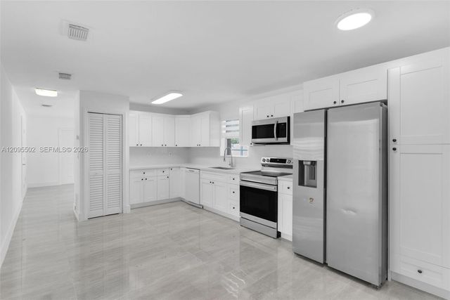 9999 NW 25th Terrace, Doral, FL 33172