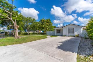 9999 NW 25th Terrace, Doral, FL 33172