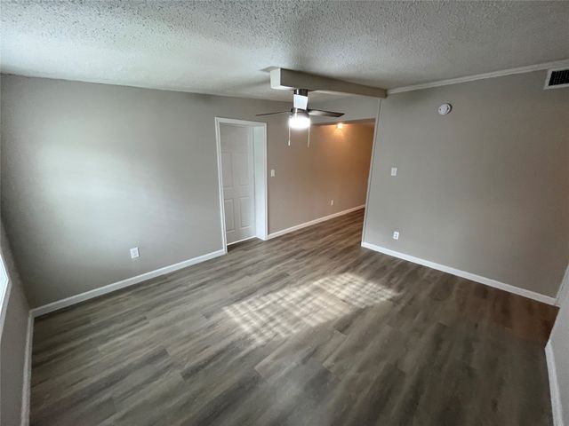 917 Garden Drive, Garland, TX 75040