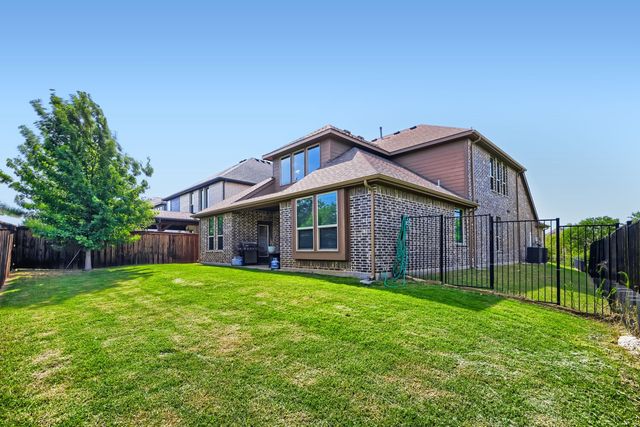 2401 Muirfield Drive, Little Elm, TX 75036