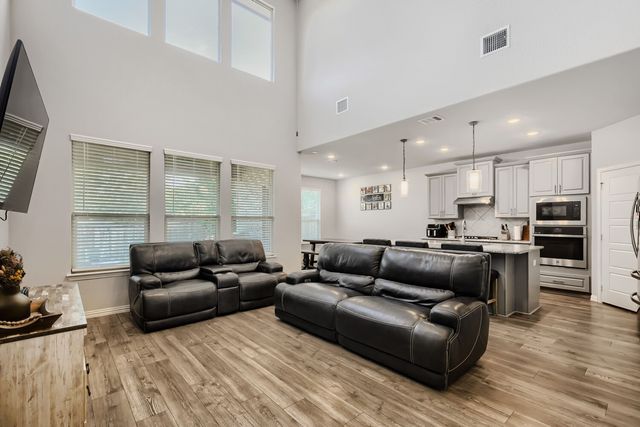 2401 Muirfield Drive, Little Elm, TX 75036