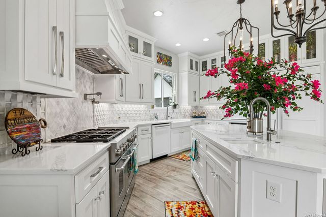 7 Muirfield, Boerne, TX 78006