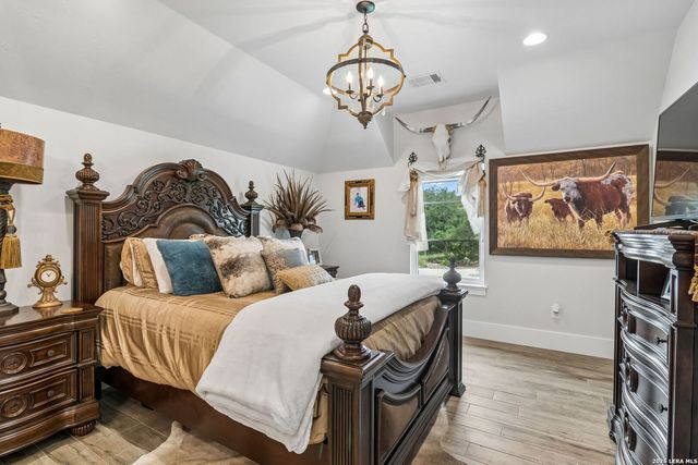 7 Muirfield, Boerne, TX 78006