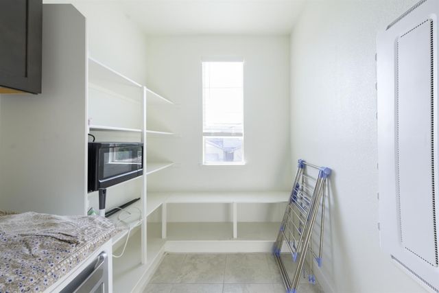 7666 Ocean Park Dr, Antelope, CA 95843