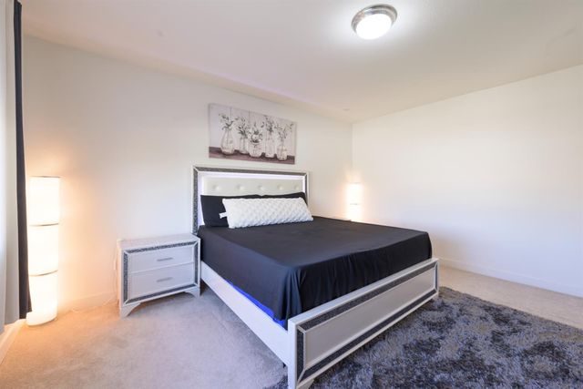 7666 Ocean Park Dr, Antelope, CA 95843