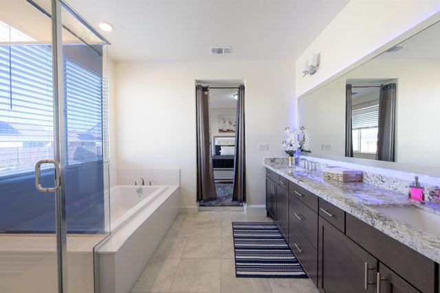 7666 Ocean Park Dr, Antelope, CA 95843