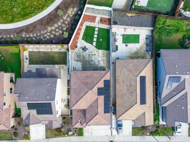 7666 Ocean Park Dr, Antelope, CA 95843