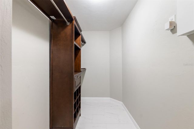 9017 NW 16TH LANE, Gainesville, FL 32606
