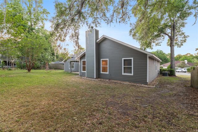 9017 NW 16TH LANE, Gainesville, FL 32606