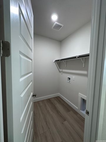 18411 Rhone River Dr, San Antonio, TX 78260