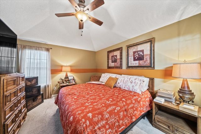 3985 Sunset Lake Cv, Memphis, TN 38135