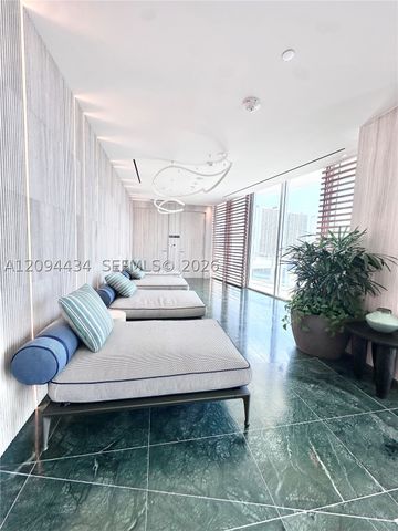 1400 Biscayne Blvd 402, Miami, FL 33132