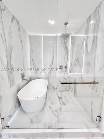 1400 Biscayne Blvd 402, Miami, FL 33132