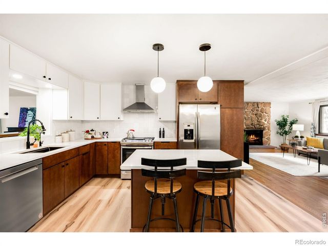 1417 Sharpe Place, Longmont, CO 80501