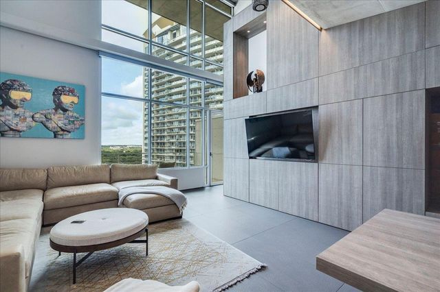 800 W 5th ST 1105, Austin, TX 78703