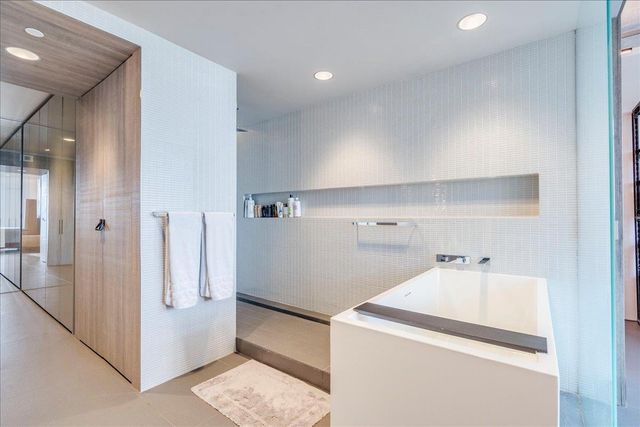 800 W 5th ST 1105, Austin, TX 78703