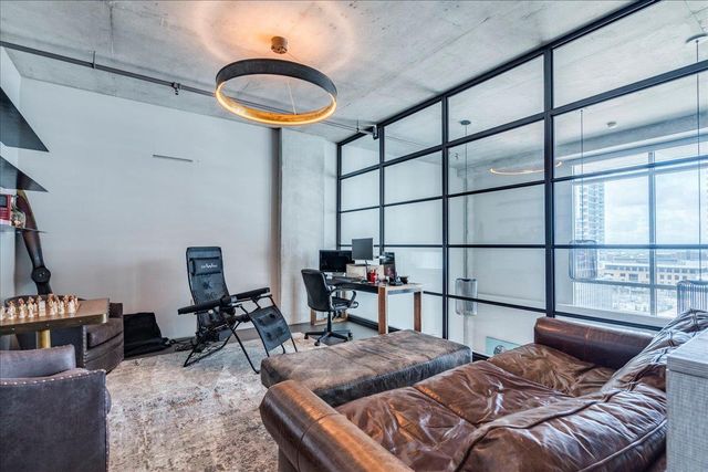 800 W 5th ST 1105, Austin, TX 78703
