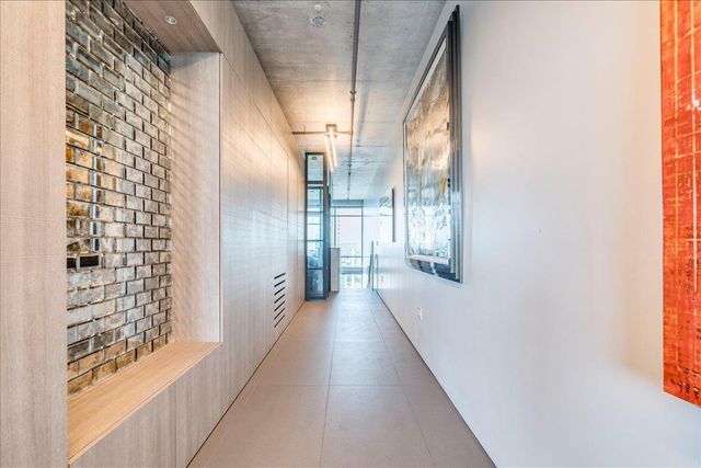 800 W 5th ST 1105, Austin, TX 78703