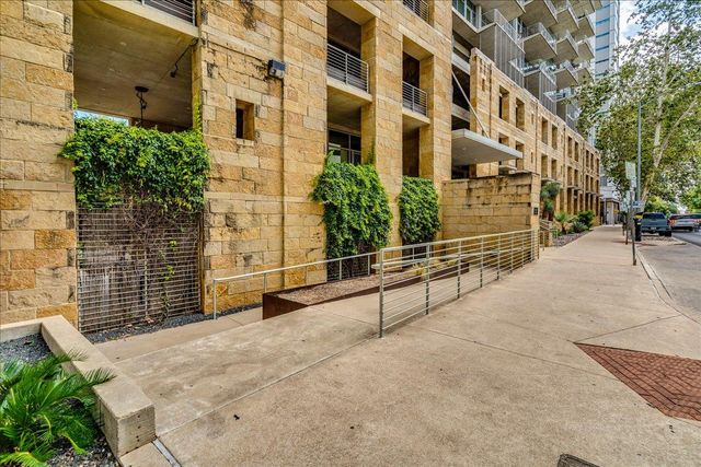 800 W 5th ST 1105, Austin, TX 78703