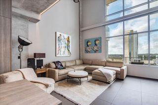 800 W 5th ST 1105, Austin, TX 78703