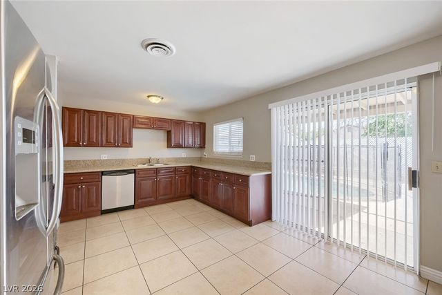 6321 Portola Road, Las Vegas, NV 89108