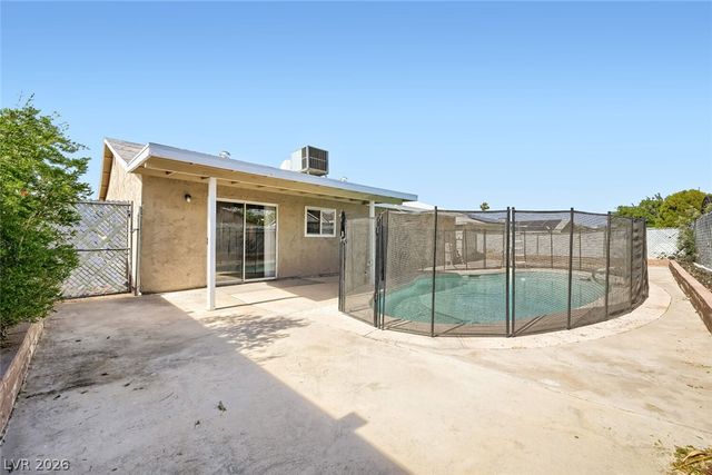 6321 Portola Road, Las Vegas, NV 89108