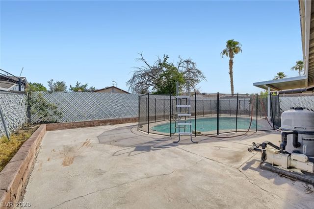 6321 Portola Road, Las Vegas, NV 89108