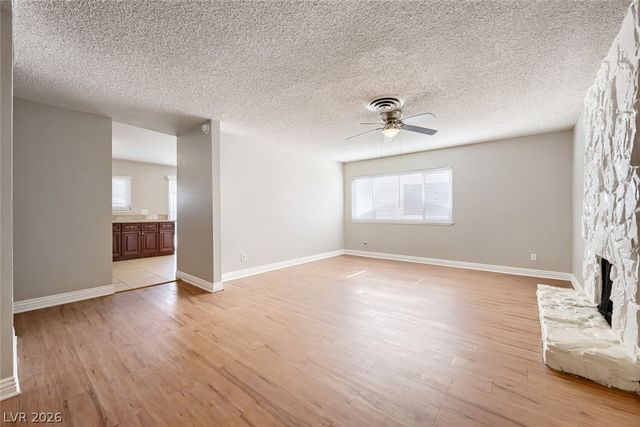6321 Portola Road, Las Vegas, NV 89108