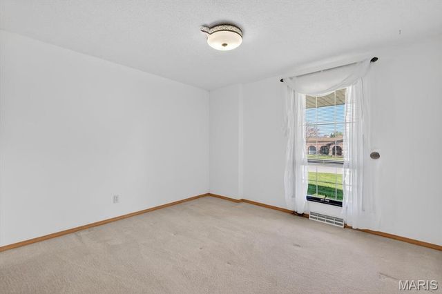 1712 Saint Andrews Drive, O'fallon, IL 62269