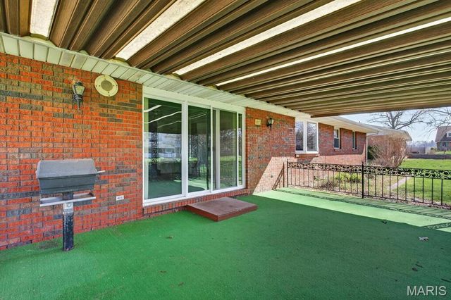 1712 Saint Andrews Drive, O'fallon, IL 62269