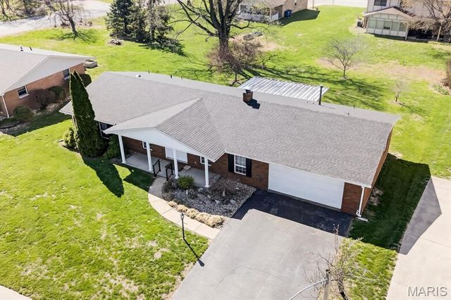 1712 Saint Andrews Drive, O'fallon, IL 62269