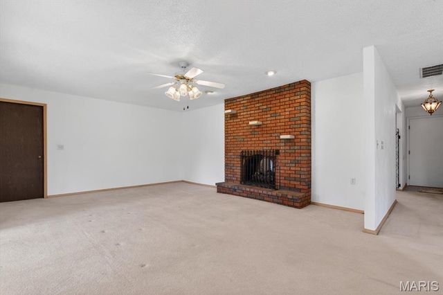 1712 Saint Andrews Drive, O'fallon, IL 62269