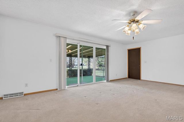 1712 Saint Andrews Drive, O'fallon, IL 62269