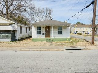 1812 Freeney AVE, Suffolk, VA 23434