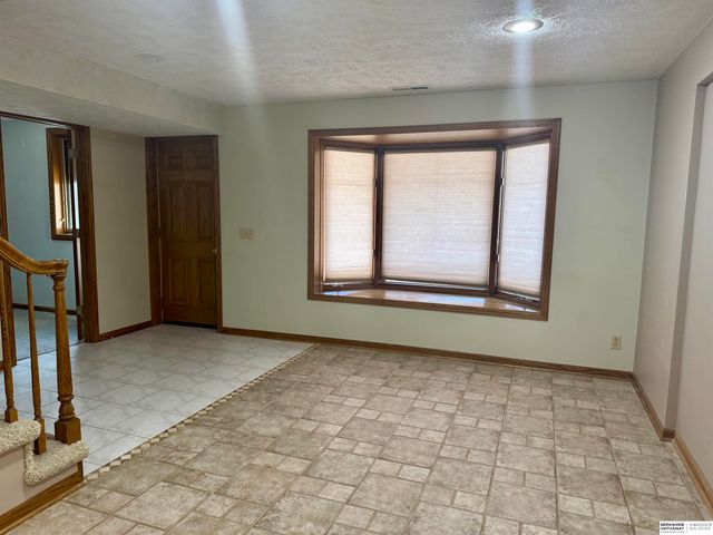 2604 Kimberly Drive, Omaha, NE 68134