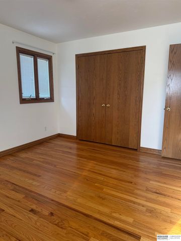 2604 Kimberly Drive, Omaha, NE 68134