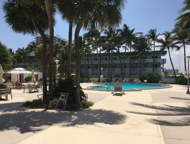 1865 79th St Cswy 6J, North Bay Village, FL 33141