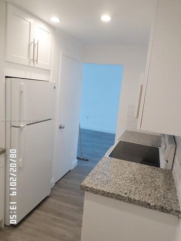 1865 79th St Cswy 6J, North Bay Village, FL 33141