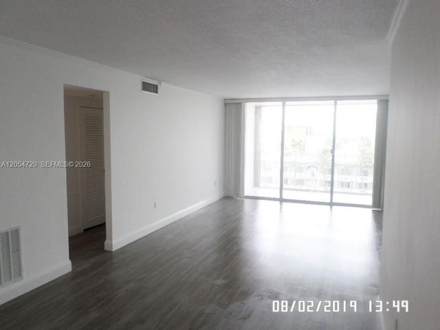 1865 79th St Cswy 6J, North Bay Village, FL 33141
