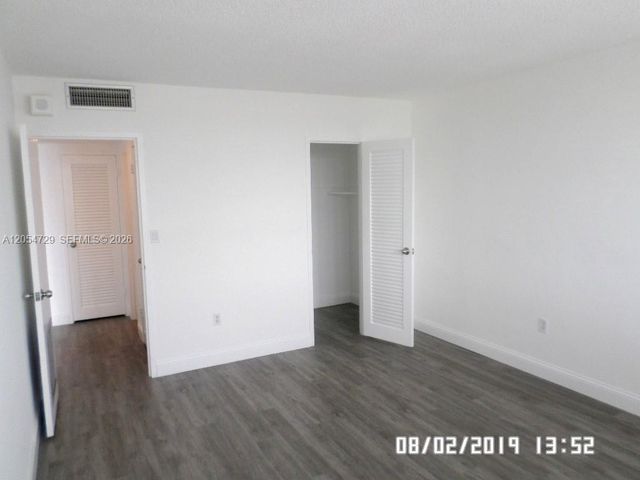 1865 79th St Cswy 6J, North Bay Village, FL 33141