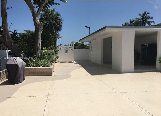 1865 79th St Cswy 6J, North Bay Village, FL 33141