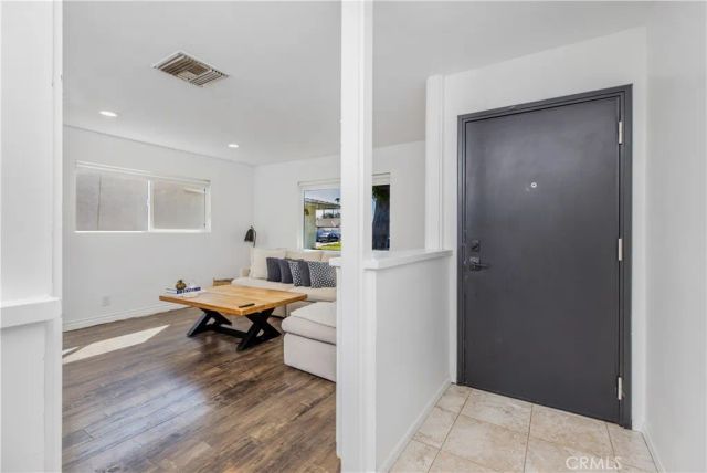 24131 Kittridge, West Hills, CA 91307