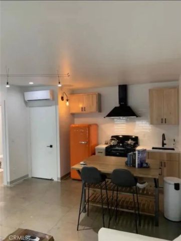 24131 Kittridge, West Hills, CA 91307