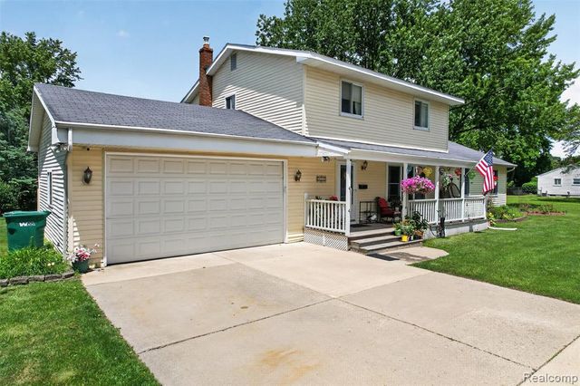 310 Browning Drive, Howell, MI 48843