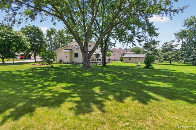310 Browning Drive, Howell, MI 48843