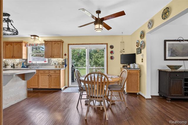 310 Browning Drive, Howell, MI 48843